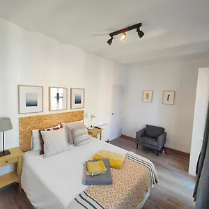 Apartamento Bright Flat Next To Stadium Y La Fira, L'Hospitalet de Llobregat