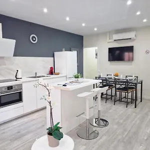 Barcelona 2 Apartment