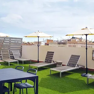 Feelathome Stadium Apartment